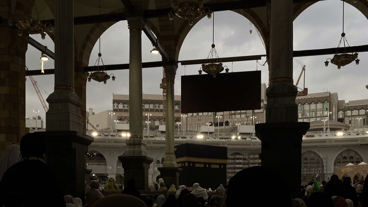 تلاوة مليئة بالابداع و الخشوع من سورة يوسف للقارئ الشيخ عبد المغيث بمسجد الكوثر سيدي بلعباس