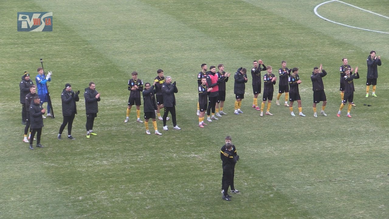SIARKA TARNOBRZEG - ŚWIDNICZANKA ŚWIDNIK 6:1 (4:0) -  FRAGMENTY MECZU I KOMENTARZE TRENERÓW