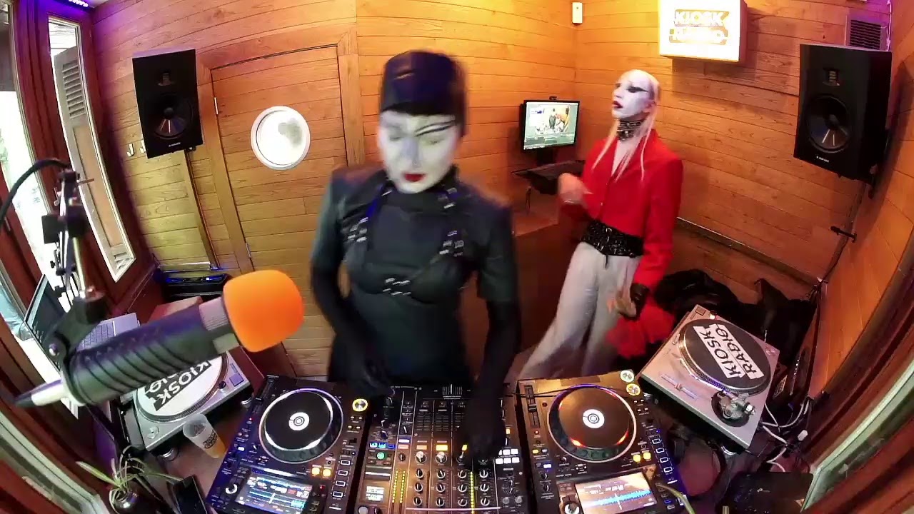 Dance Divine @ Kiosk Radio 27.05.2021