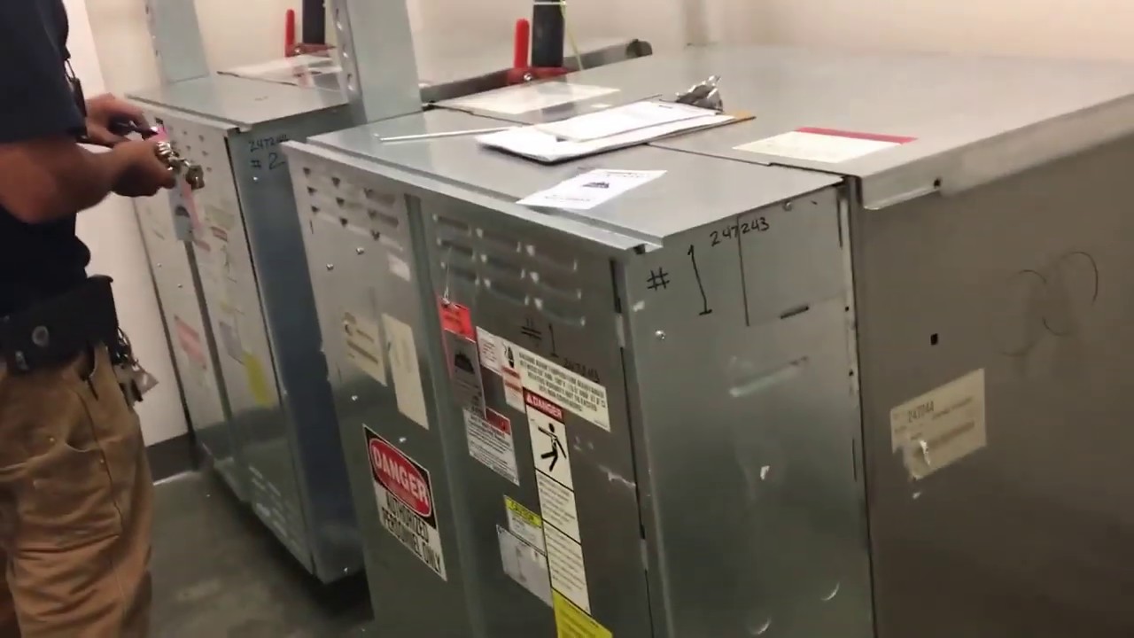 Otis series 5 elevator machine room