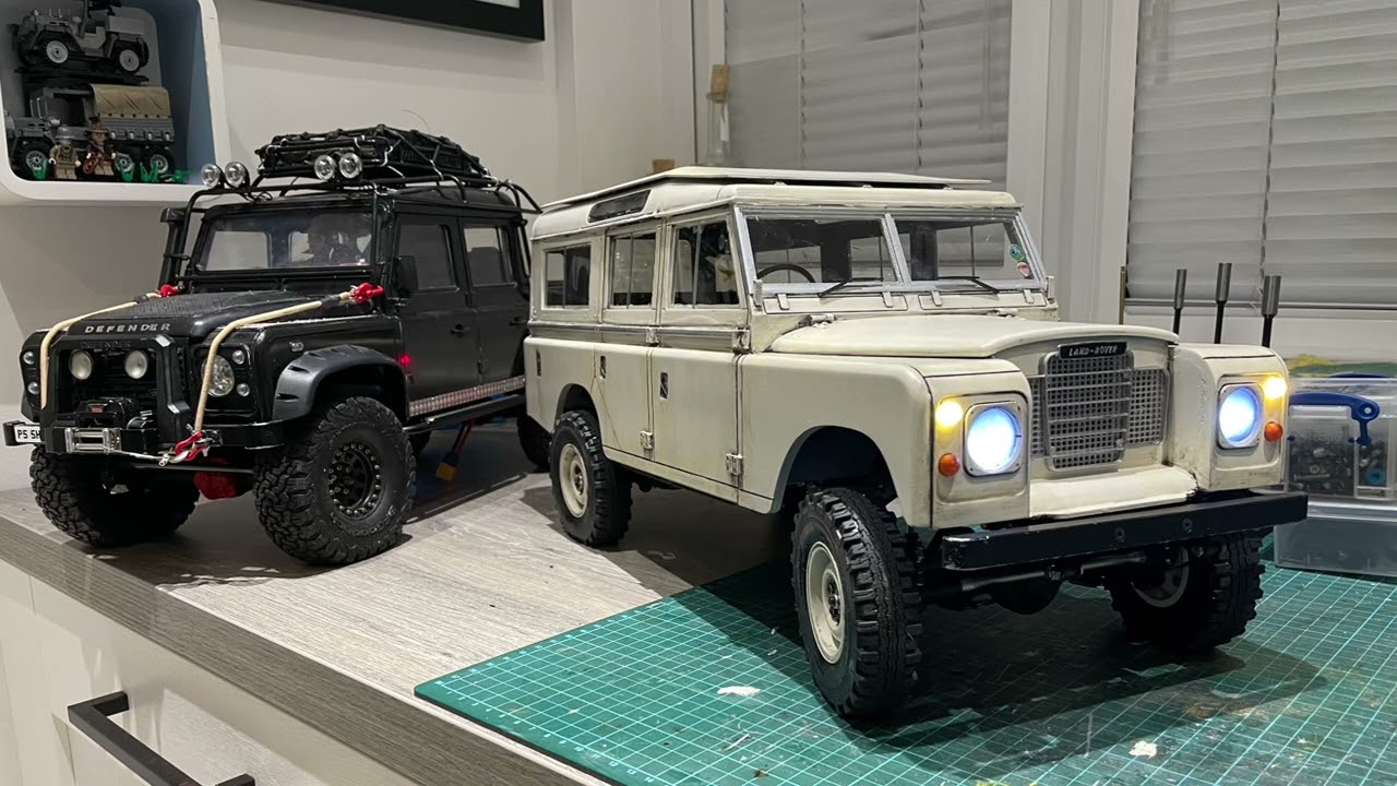 Land Rover Series 3 Safari 3D printed on Boomracing BRX02 Leaf