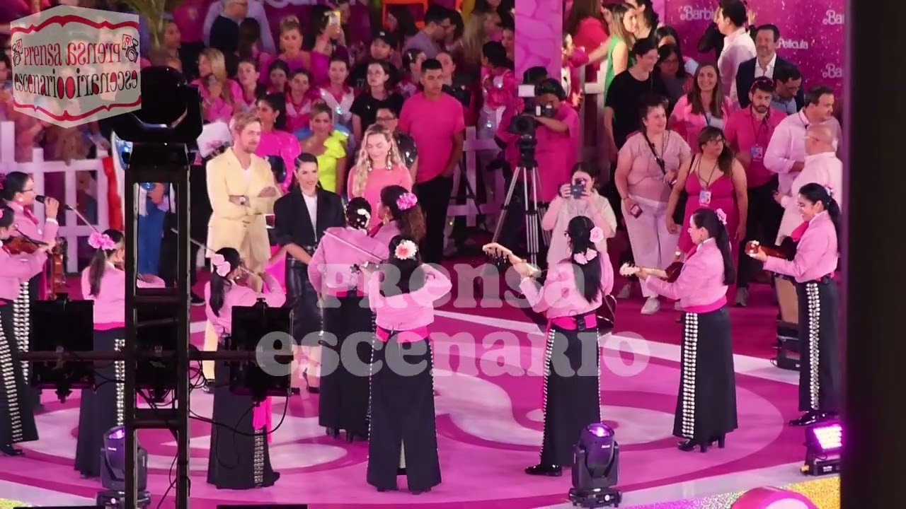 MARGOT ROBBIE - RYAN GOSLING Y AMERICA FERRERA - LES LLEVAN MARIACHIS - MEXICO - PREMIERE - BARBIE