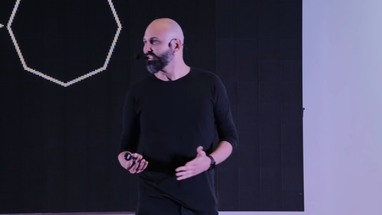 Algoritmos: voc&ecirc; est&aacute; no controle? | Ricardo Cappra | TEDxBrasilia