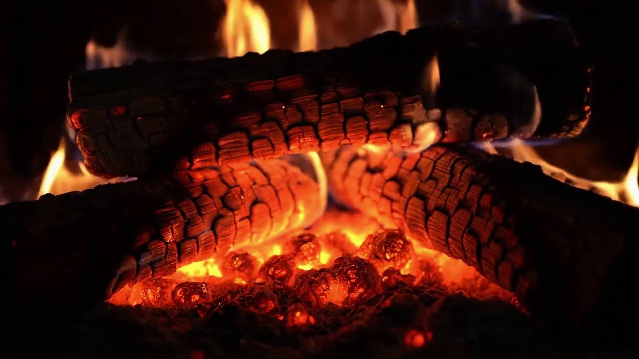 Soothing Fireplace Atmosphere with Soft Crackling Fire for Relaxation