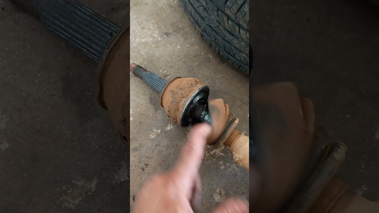 FIAT uno ano 97 olha como tá a suspensão sem a manutenção correta 