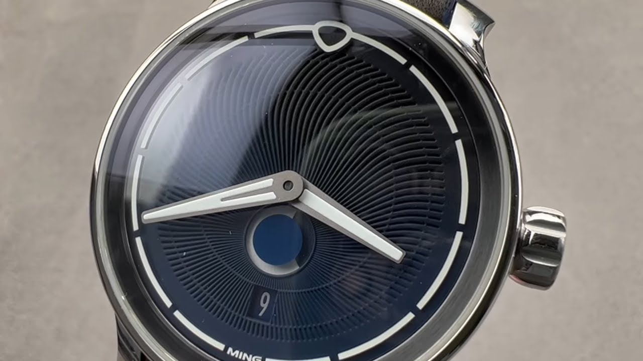 Ming 37.05 Moonphase - Black to Blue Gradient Dial Hands-On Watch Review