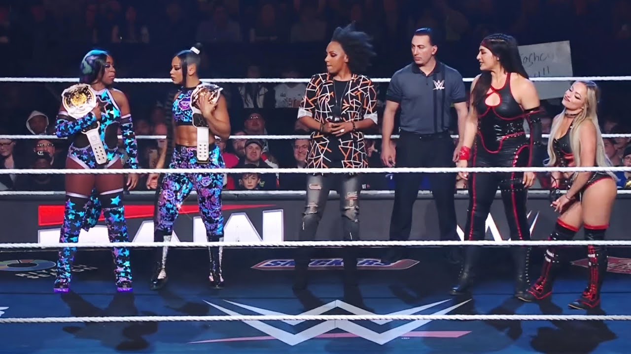 Liv Morgan & Raquel Rodríguez Vs Bianca & Naomi: Campeonatos en Pareja - WWE Raw Español: 24/02/2025