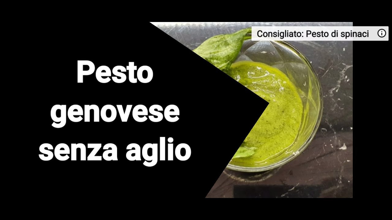 Pesto genovese senza aglio con il frullatore