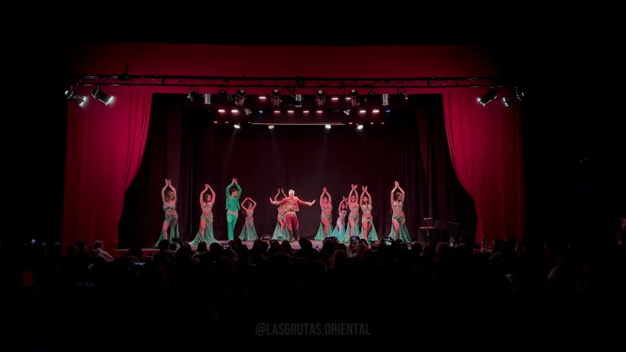 Yamil Annum junto al Ballet Aisha - Las Grutas Oriental Bellydance 2025