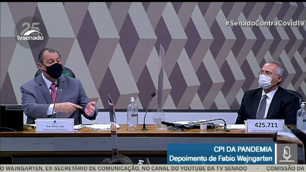 Renan Calheiros e Omar Aziz discutem; Fl&aacute;vio Bolsonaro apela para a baixaria