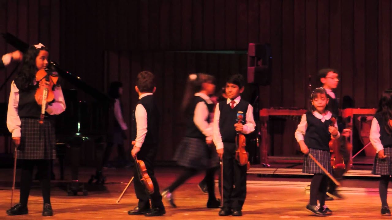 Colegio Reuven Feuerstein Ensamble Kinder intro