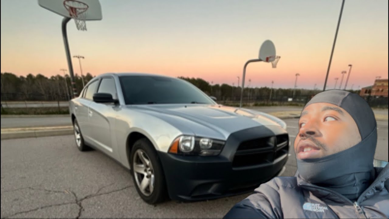 I BOUGHT A OLD 2013 CHARGER RT!