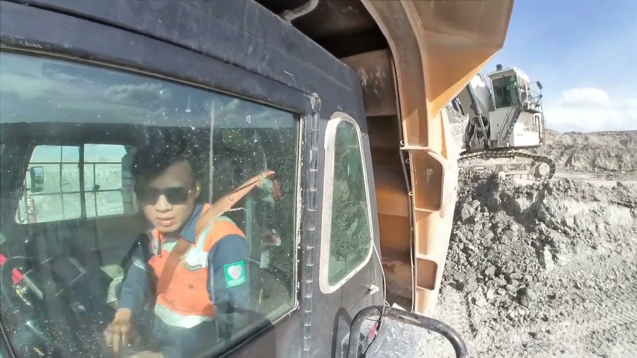 running awal shift,loading dan dumping cat 777D #hd #operator #tambang #777 #cat #hd785 #batubara
