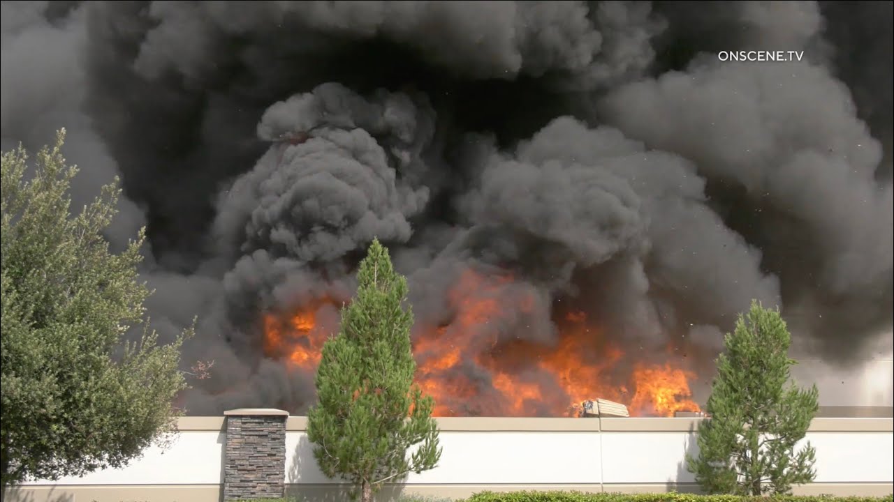 Massive 5-Alarm Fire Burns 10 Acres Of Cardboard | Riverside
