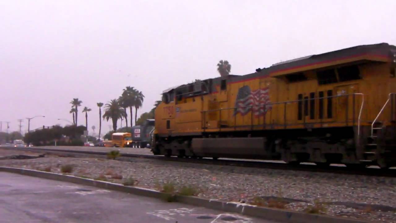 Union Pacific Freight Action - San Gabriel, CA (HD)