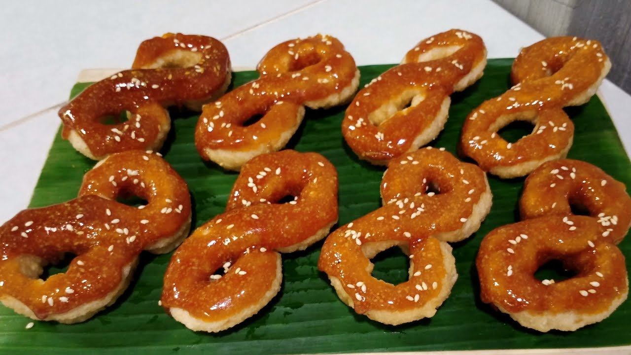 PILIPIT NA MALAGKIT/BINIRIBID(Bicol Classic Snack Recipe)