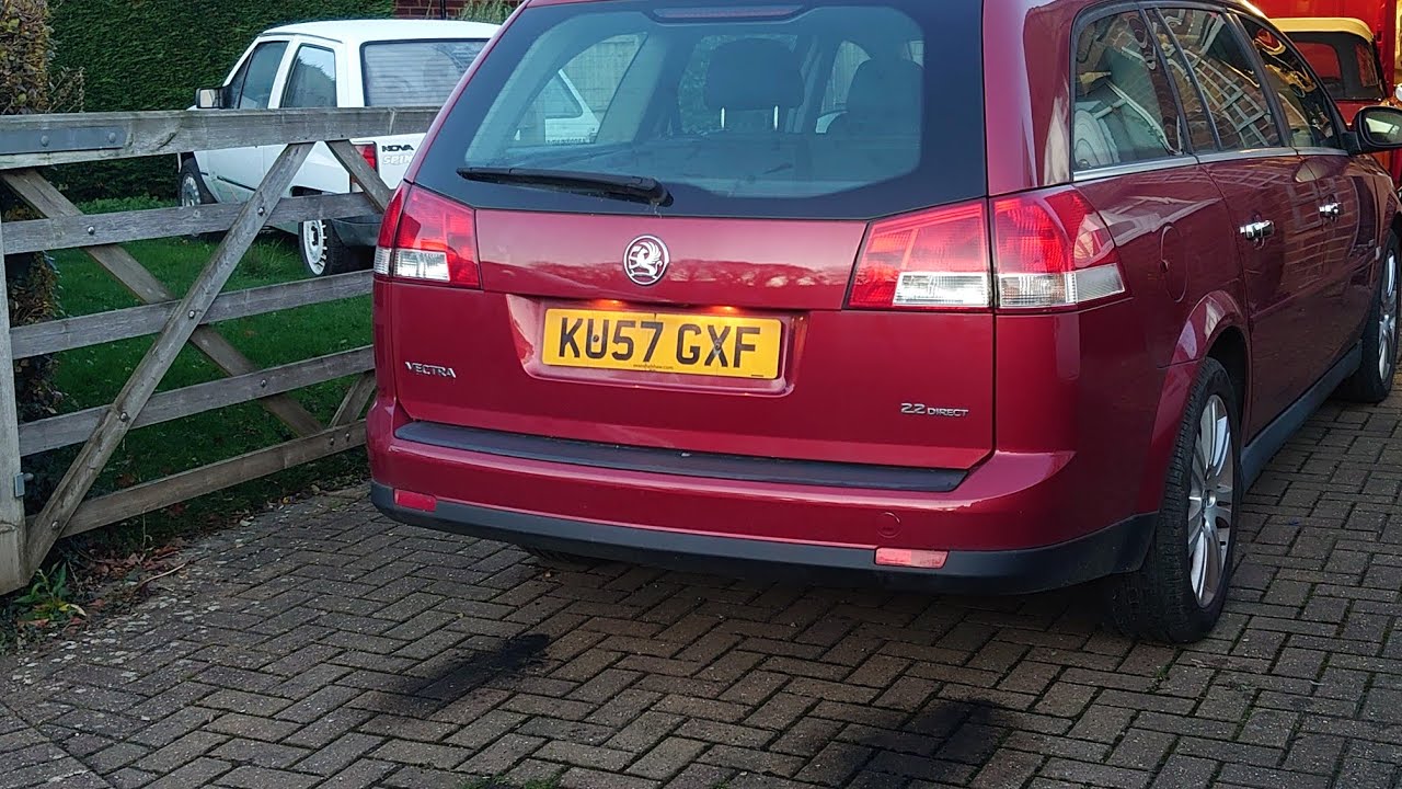 Pete and Dougie go fault finding on a Vectra C 2.2 and find the problem but the parts are in post!