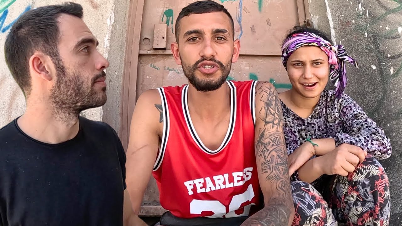 'Tek Başına GİREMEZSİN!' - İzmir'in 'TEHLİKELİ' Roman Mahallesi - KURU&Ccedil;AY 🇹🇷