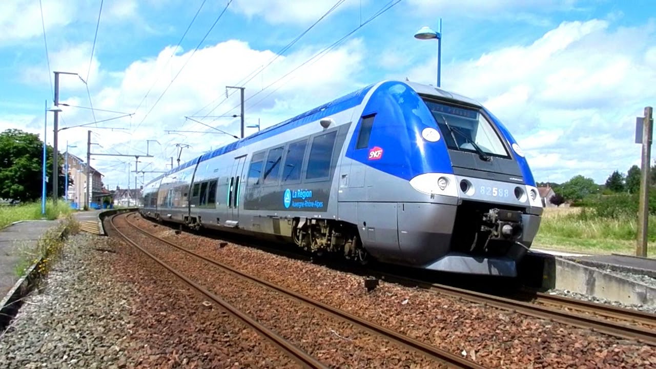 Trafic de trains SNCF en gare de Gièvres [28/06/2021]