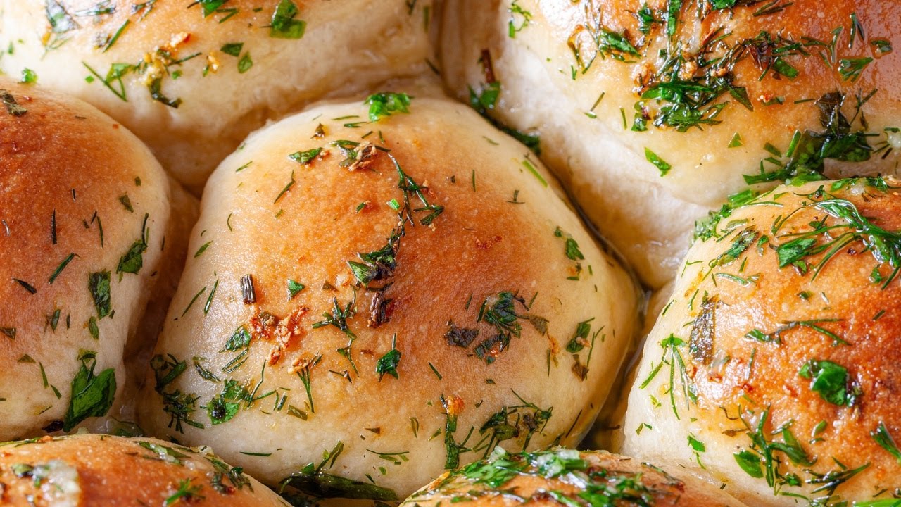 לחם שום עם גבינה - מתכון קל ומהיר ללחם מושלם | Garlic Bread Rolls