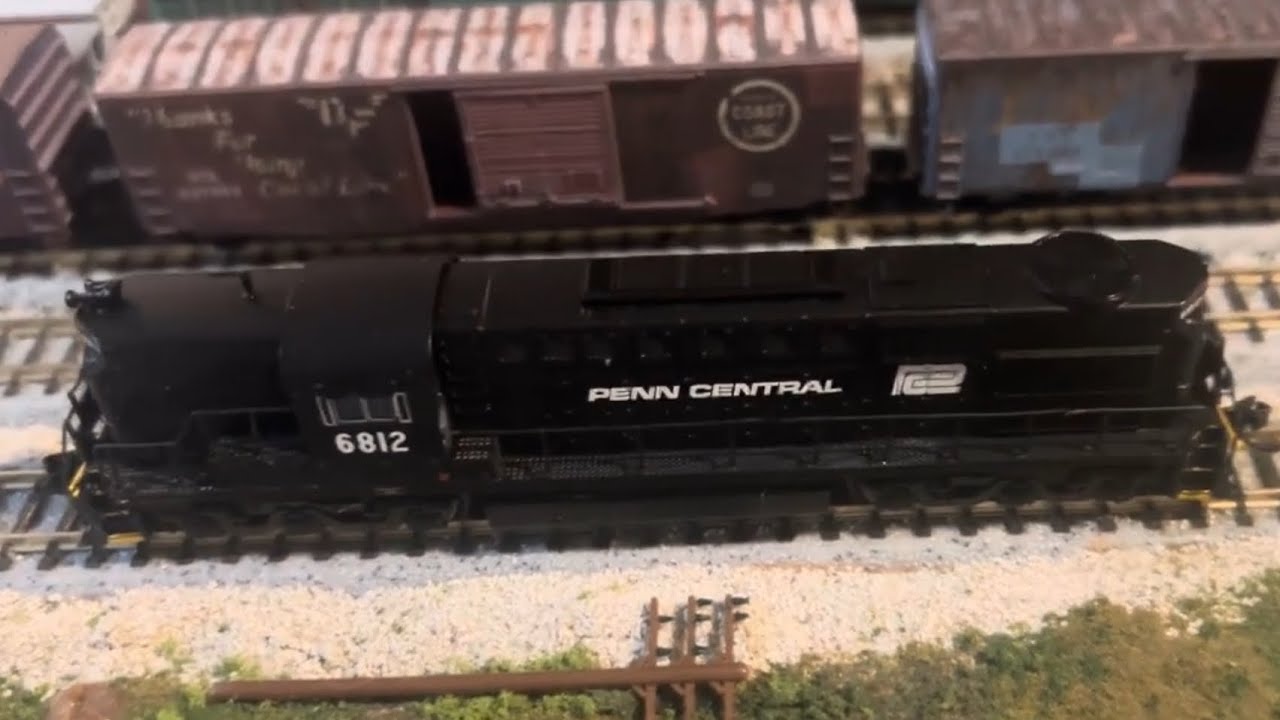 New N Scale Broadway Limited Imports ALCO RSD-12 Penn Central Train Engine Review - Trainz
