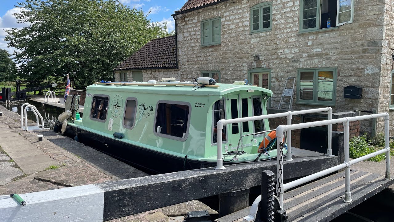 Chesterfield Canal trip 8-23