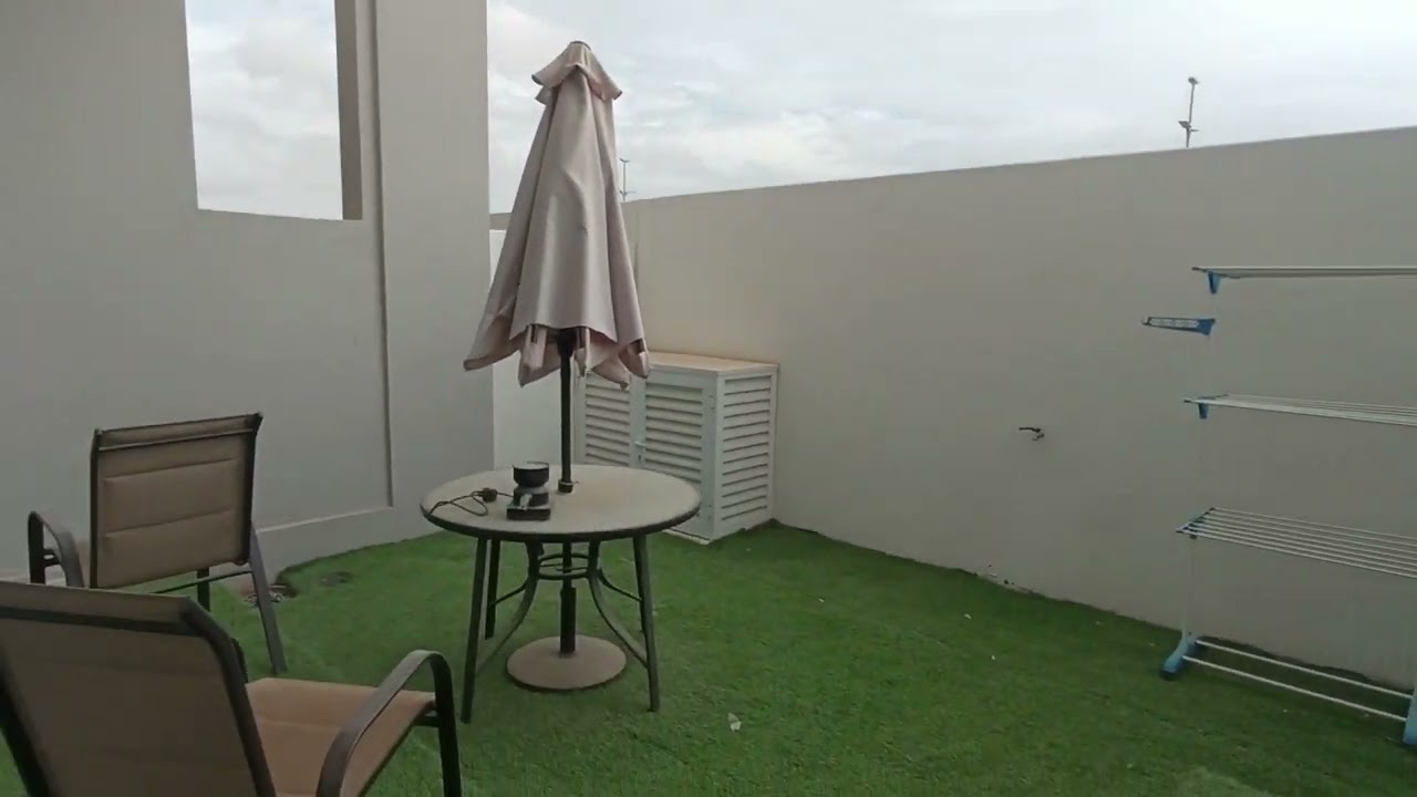 3 BED AlbiZIA DAMAC hills 2 fully furnished