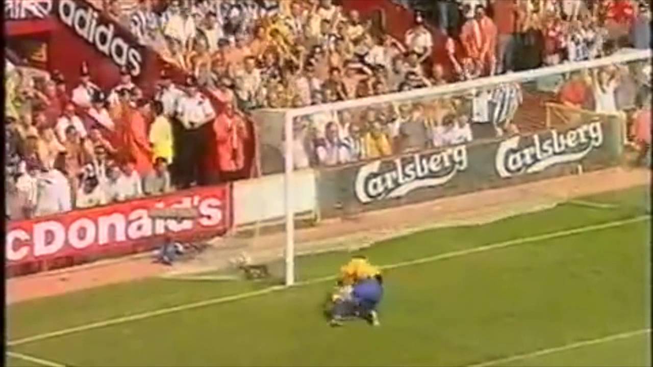 Fantastic Liverpool debut goal by Stan Collymore