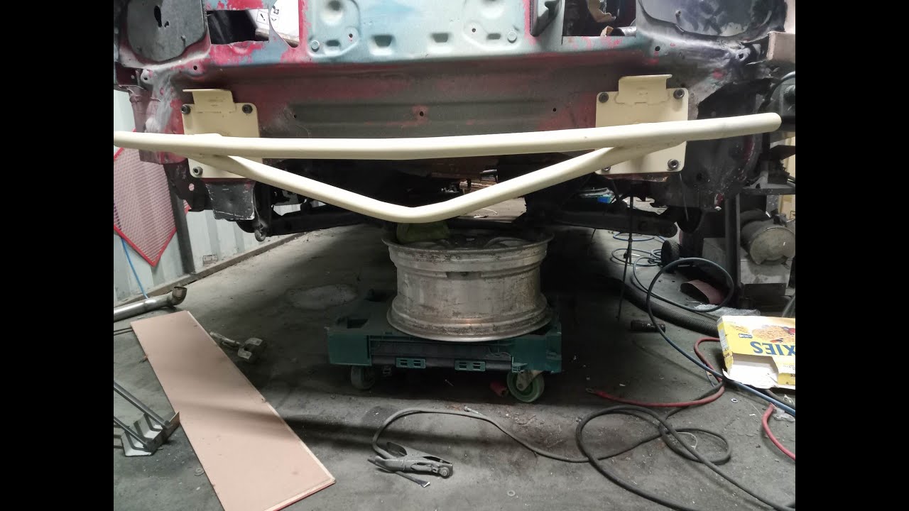 91 Mazda MX5 project : Making a Rear Crash/Bash/Jack Bar