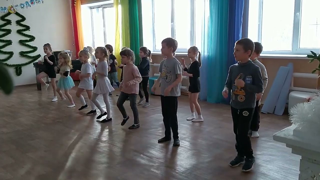 Разучиваем танец котят. Ритмика с детьми 5-7 лет