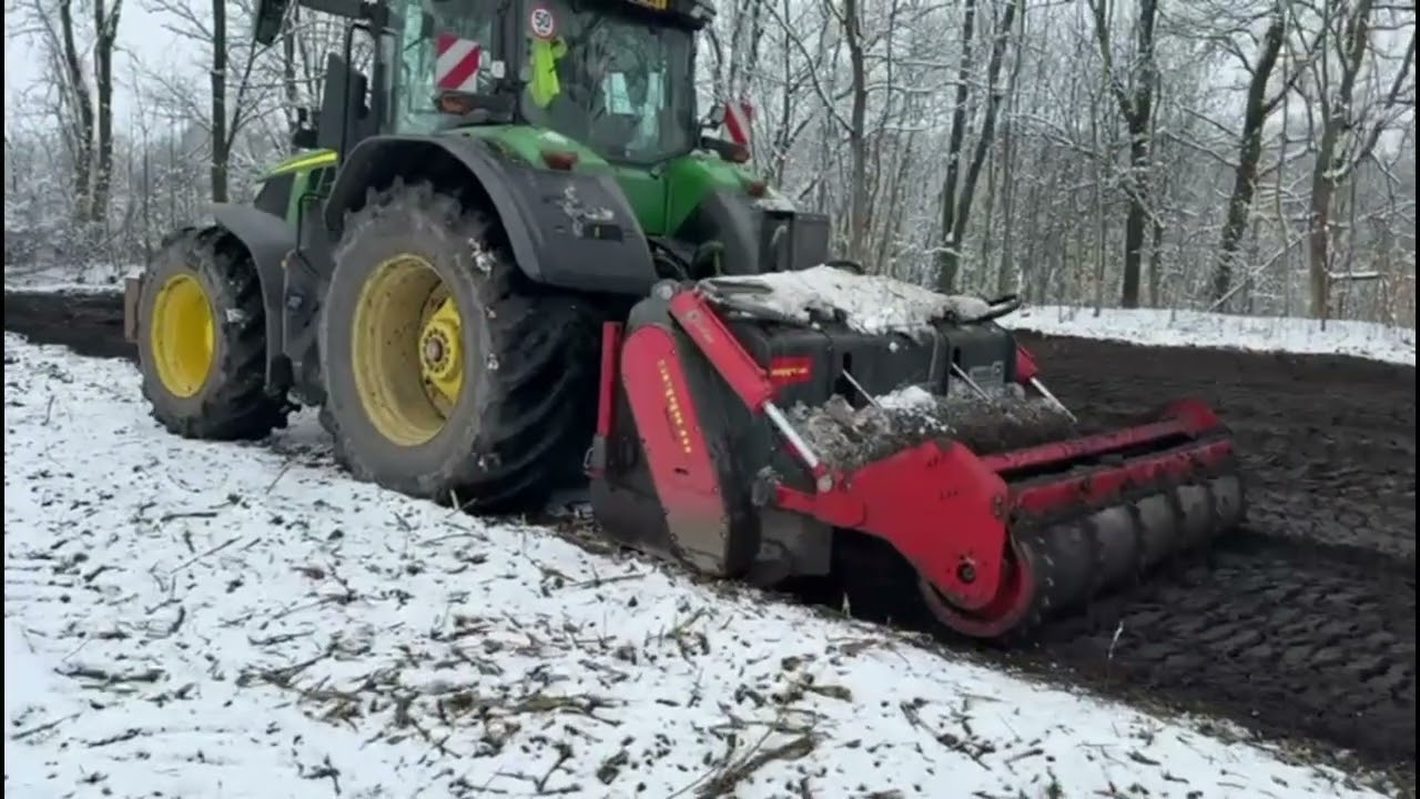 John Deere 7R + Seppi Maxisoil Land Reclamation