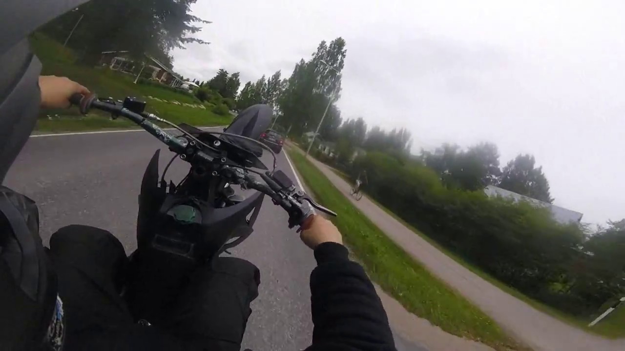 Police Chase Getaway  Derbi  70cc