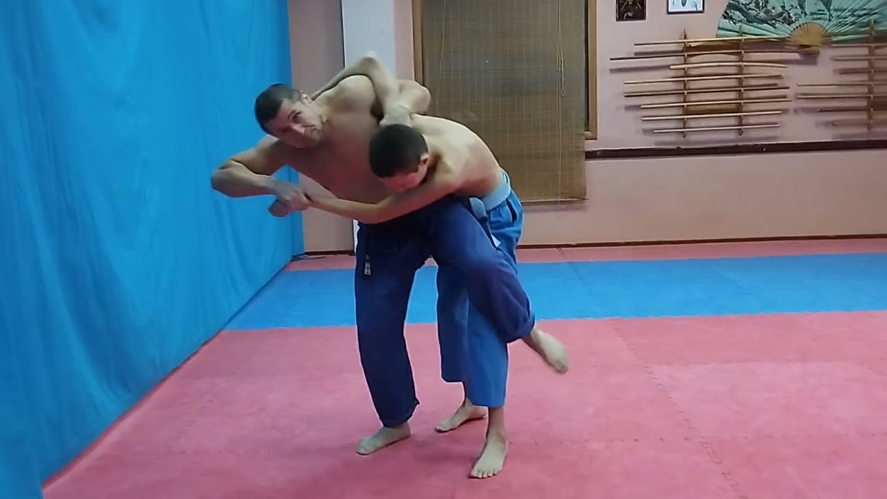 Умеют ли дзюдоисты бороться без курток?