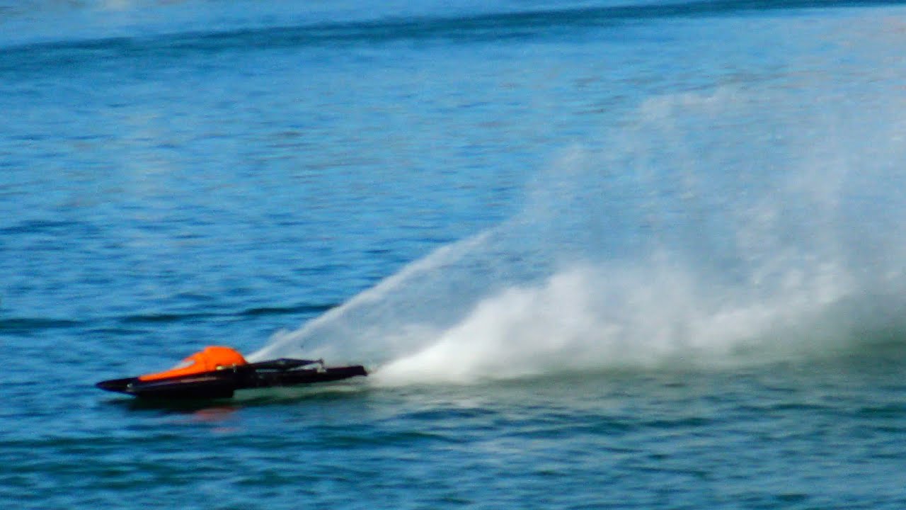 RC Boat Racing Friday Test Laps 13