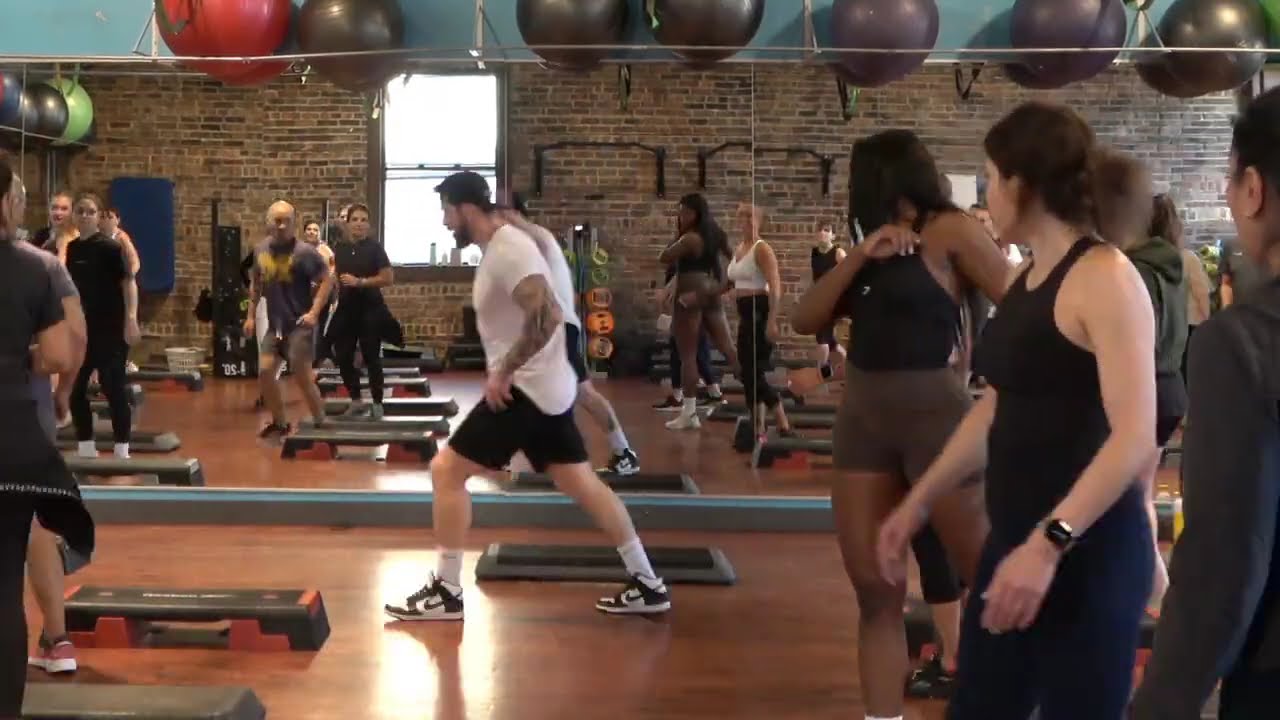 Sport Step Aerobics Workout – Let’s Start Strong! (1/3)