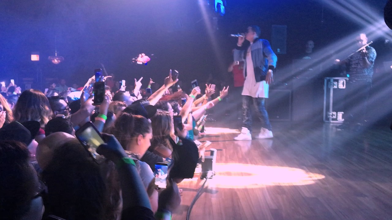 J ALVAREZ X CARLITOS ROSSY EN VIVO @VOLKAN CHICAGO
