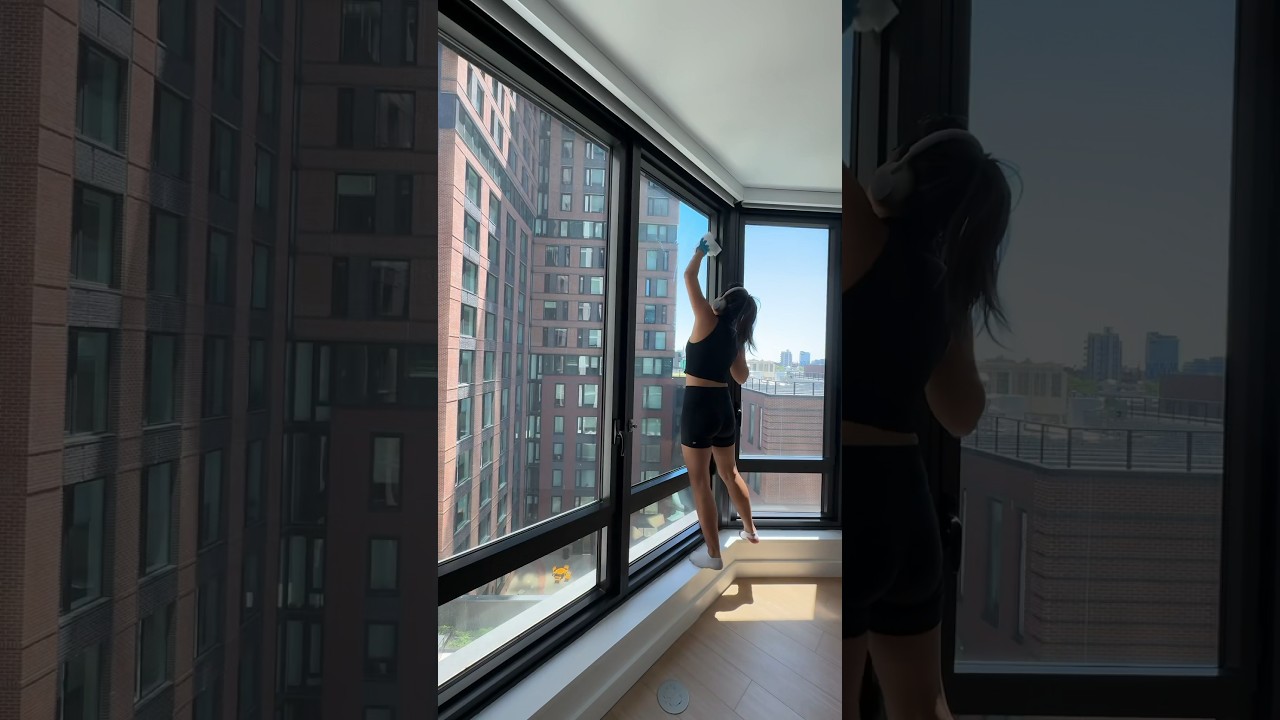 Cleaning my NYC apartment ASMR 🧽🫧
