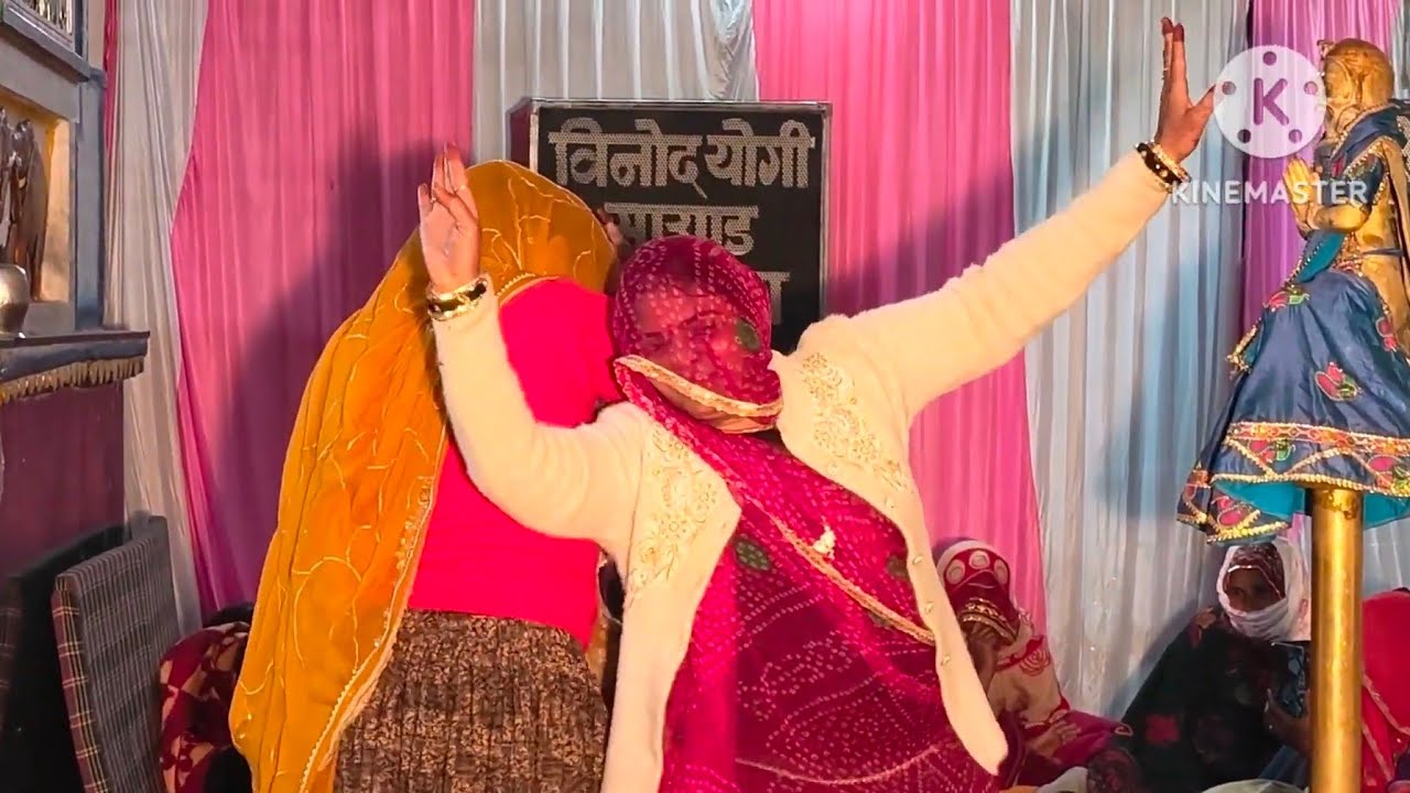 DOONI LIVE माखन की मठकी फोड़ खानुडो /दुनी की औरतों का कृष्ण प्रेम भजनो में top dance 