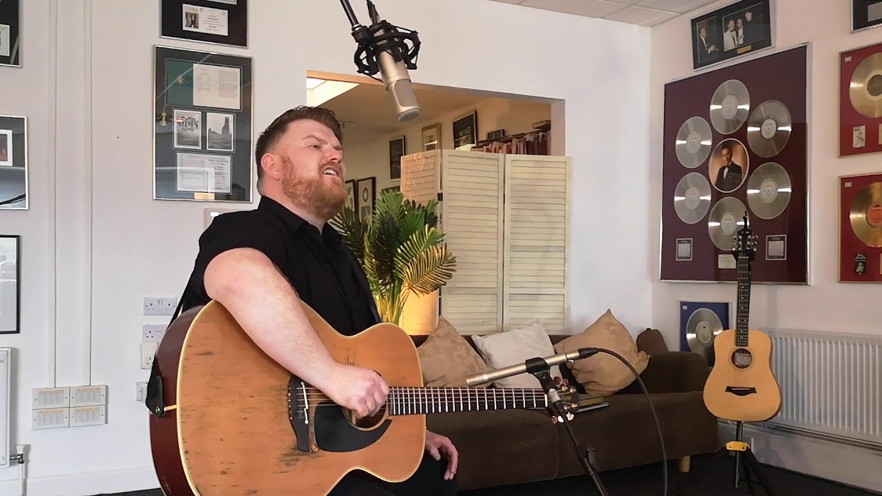 Donegal Danny - Phil Coulter & Roy Buckley (Live)