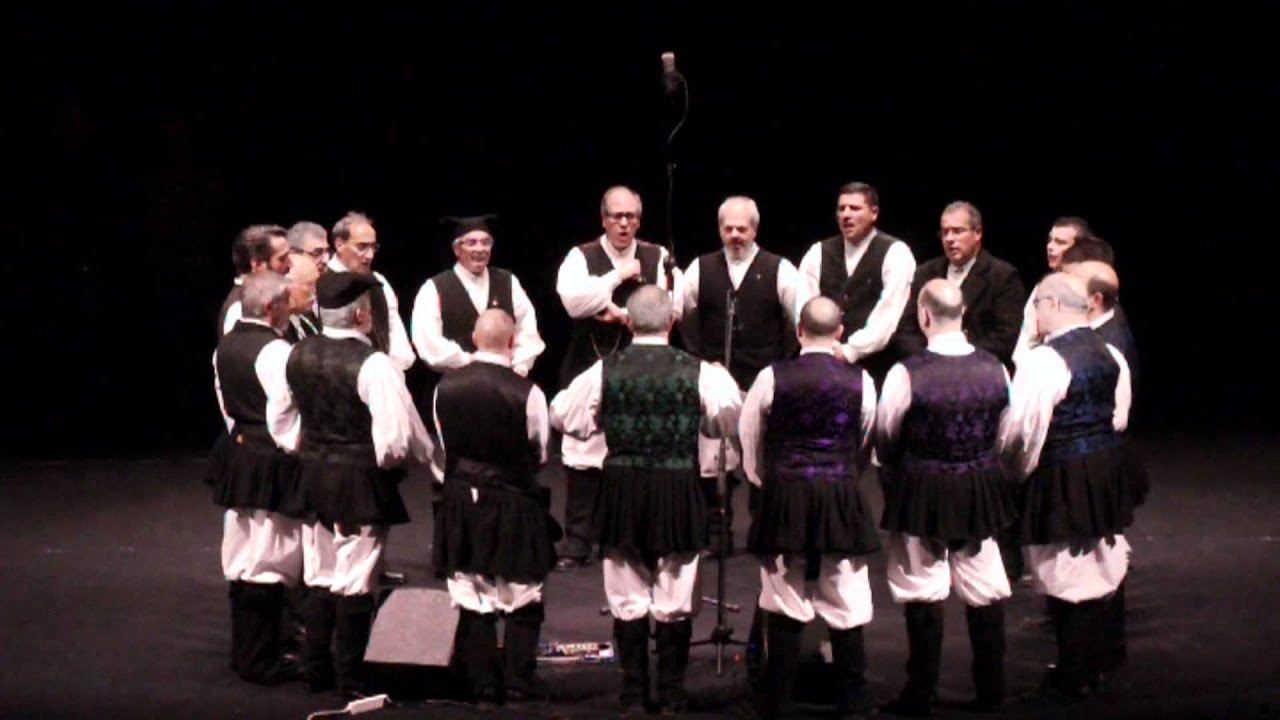 "No potho reposare" Coro Polifonico "Tasis" di Isili al Teatro Modena Sampierdarena (Ge) 15/04/2012
