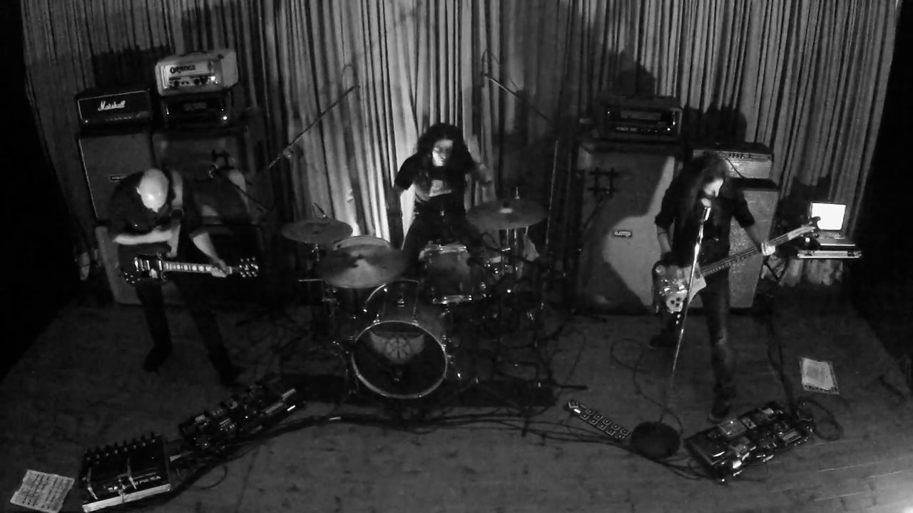 UFOMAMMUT - GOD - Live from the DVD 