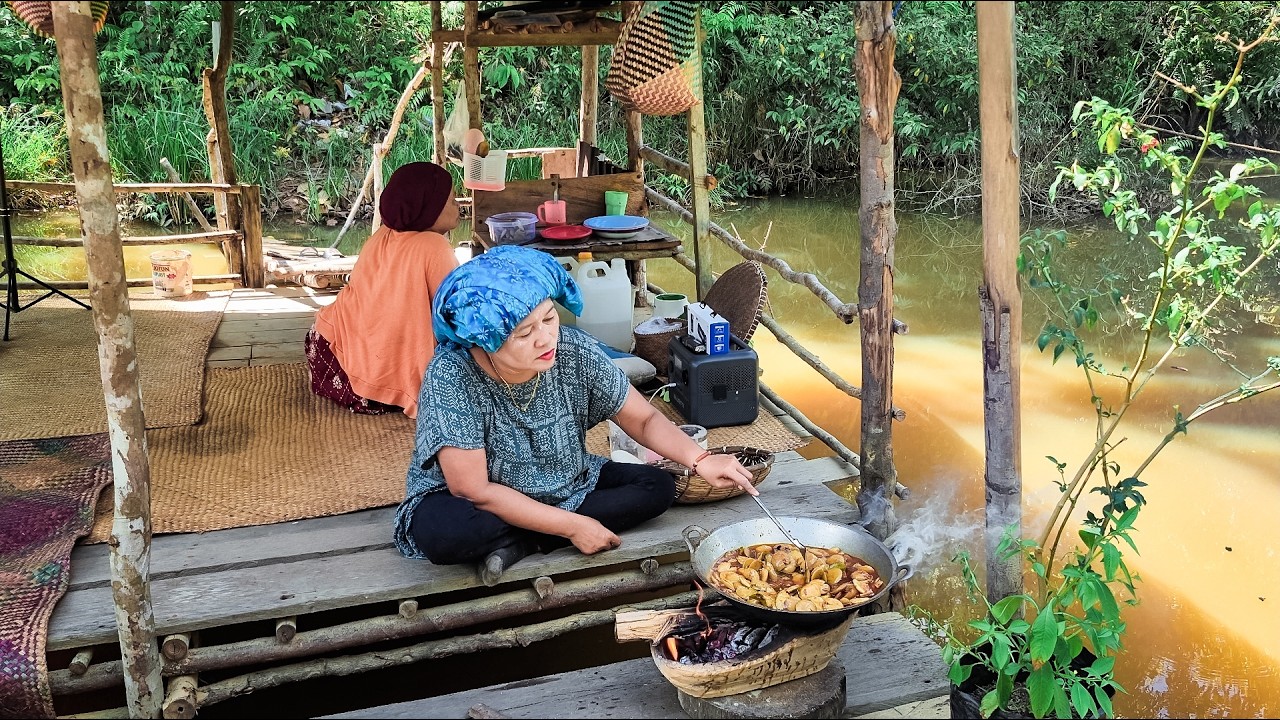 Petualangan Hidup 2 Wanita Dayak di Paru-Paru Dunia | Masak Jengkol Balado