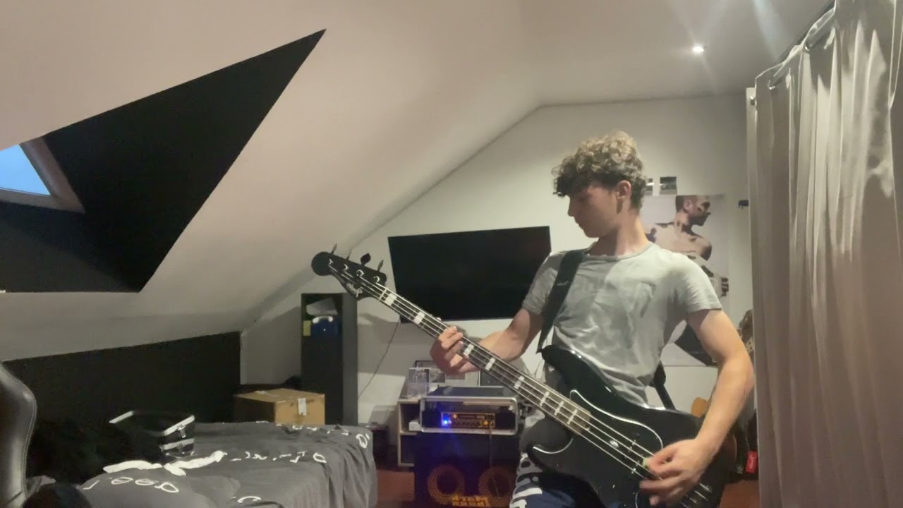 Calogero - L’éclipse - (Cover Bass) by Lucas Gaudel
