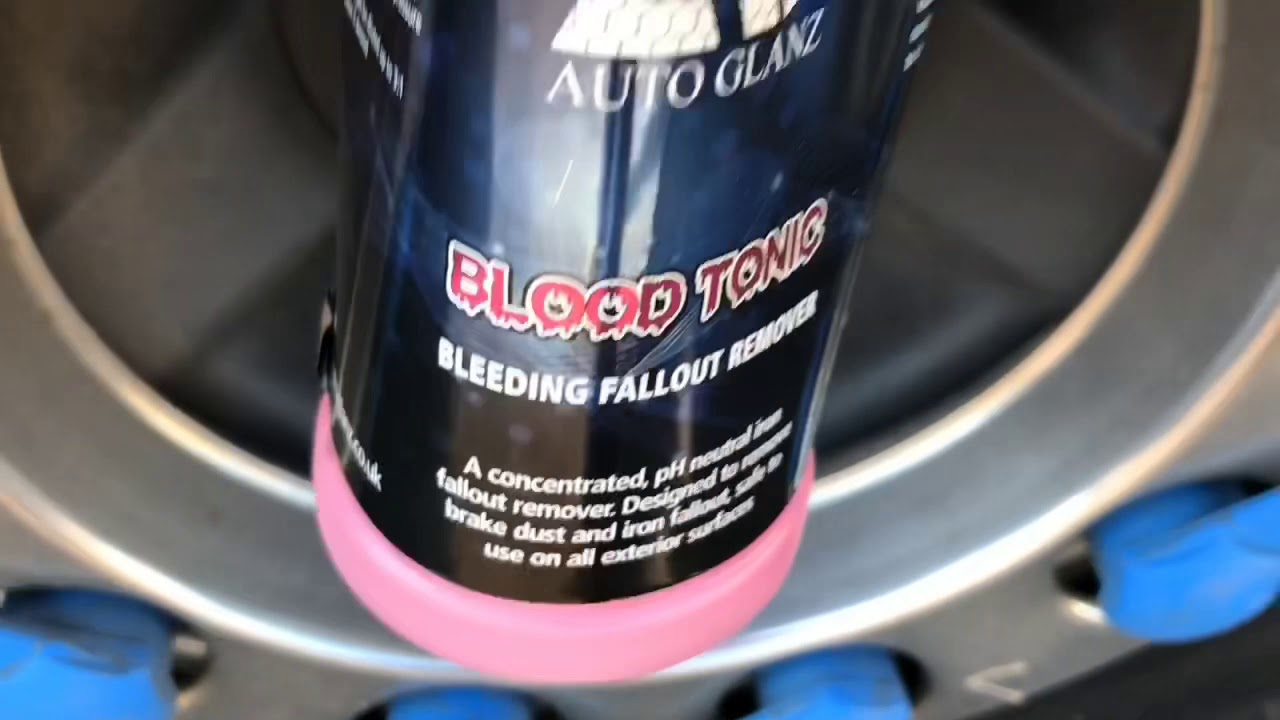 Using AutoGlanz Blood Tonic Fallout removal on alcoa dura bright wheels.
