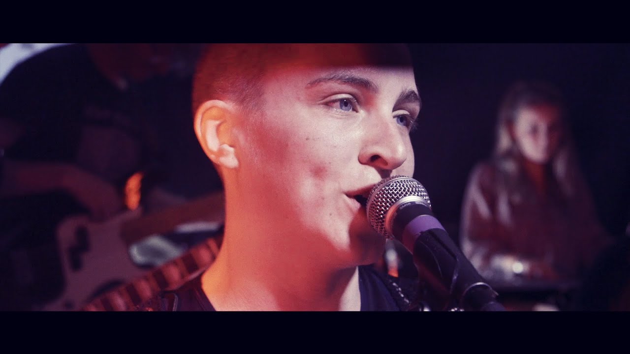 Lowlek - 'Sink In' - Live at Plugd