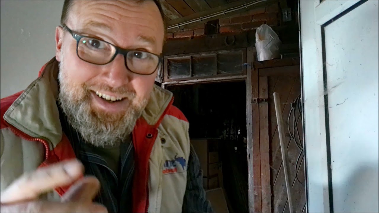 Super einfacher Einbau einer Hundeklappe