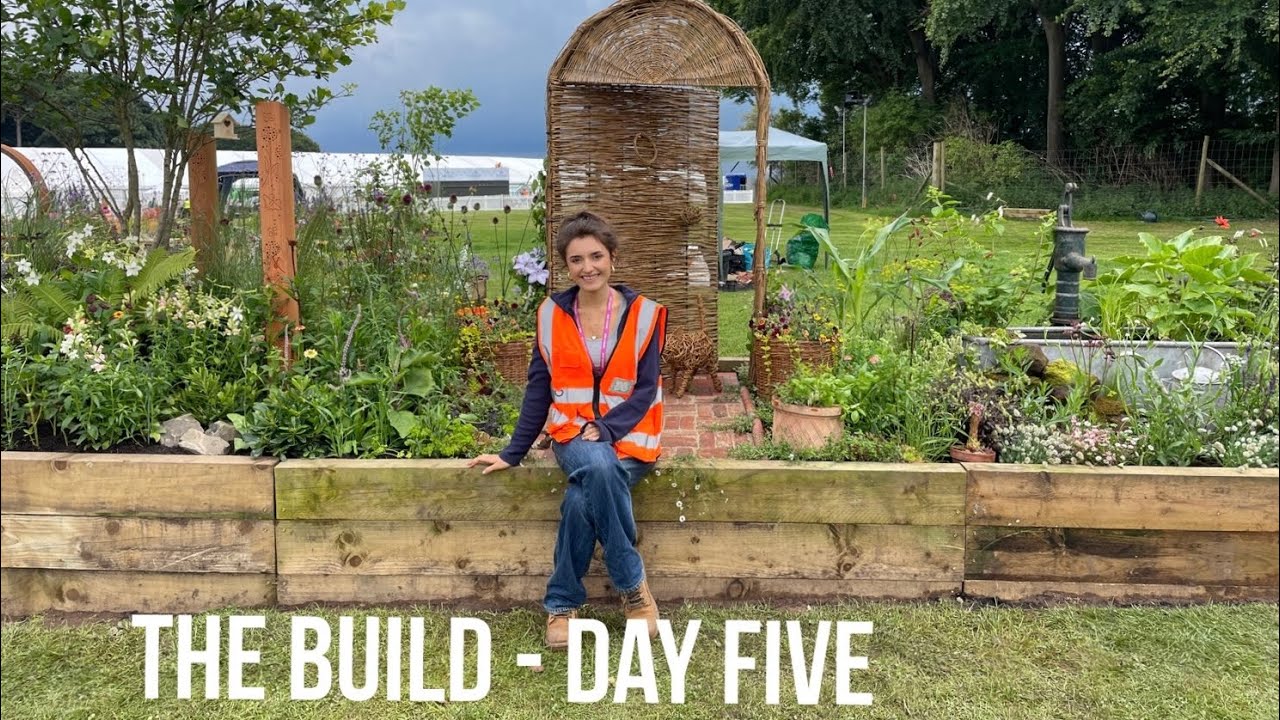 Building an RHS Garden (Day 5) - RHS Flower Show Tatton Park