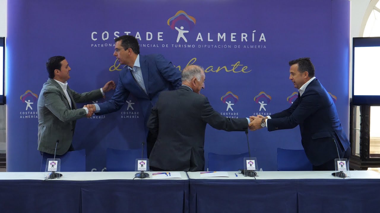 Firma del Convenio de la Campaña de Captación de Turistas en Mercados Europeos 2017