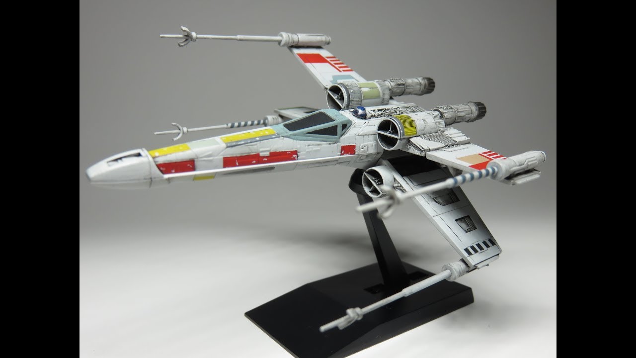 Bandai 1:144 X-wing Fighter