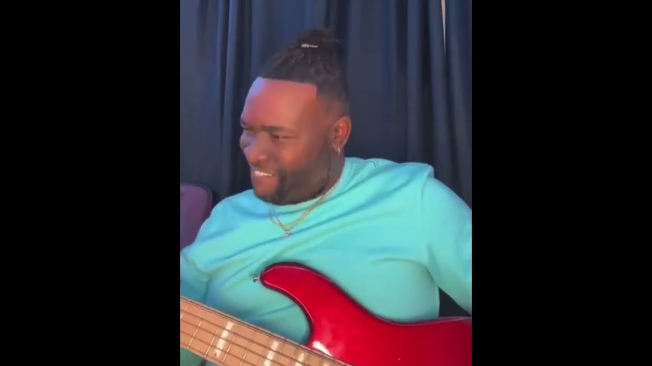 A lil Chris Stephenson grooving (LakLand 55-02 stock)